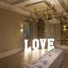 Letter-Lights-at-Deer-Park