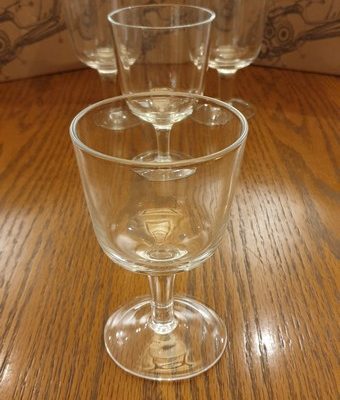 Wine Glasses for Hire from Wedding-Hires